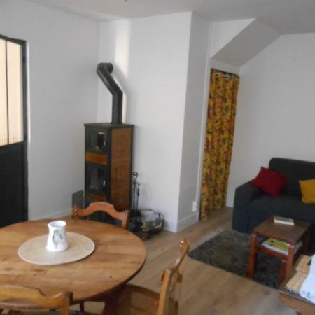 L'Annexe Apartment Combronde Екстериор снимка